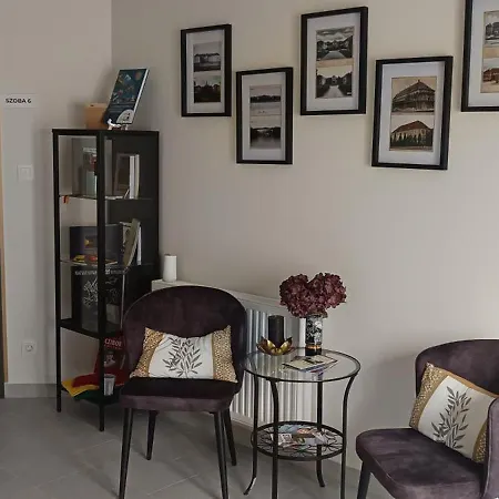 Bed & Breakfast Pingvin Panzio