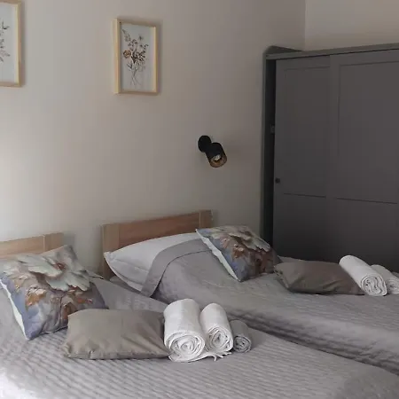 Bed & Breakfast Pingvin Panzio